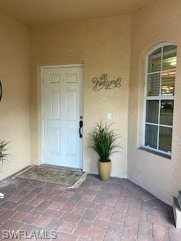 7832 Meridan CT, Naples, FL 34104