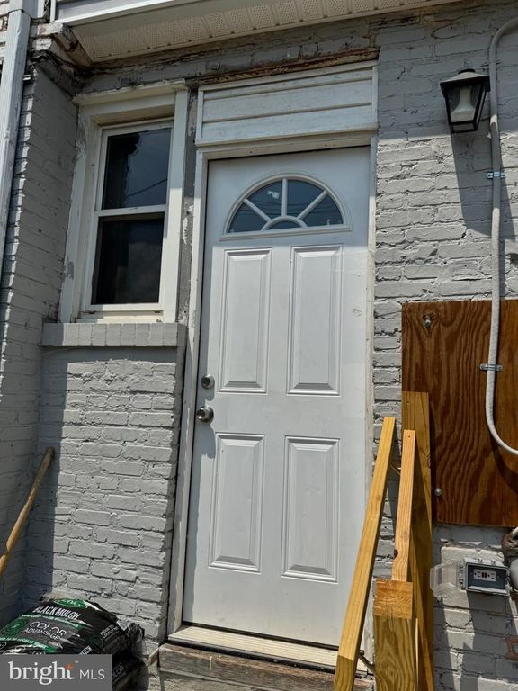 3327 ELMLEY AVE, Baltimore, MD 21213
