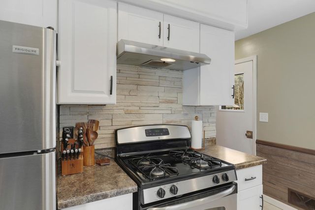 106 19th Avenue N, South Saint Paul, MN 55075