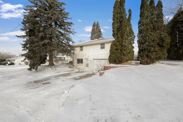 106 19th Avenue N, South Saint Paul, MN 55075