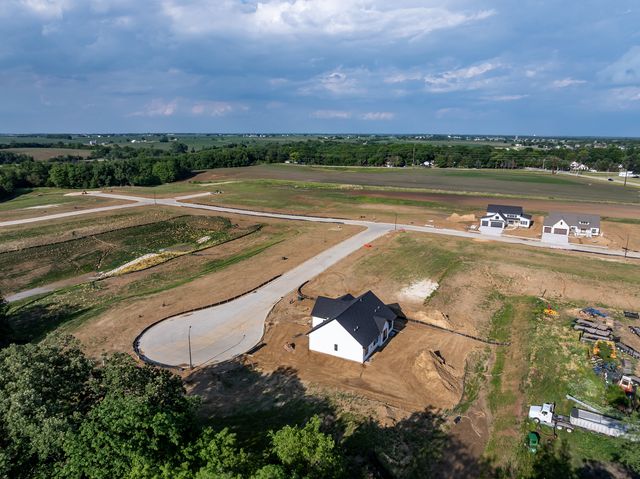 7131 Black Oak Drive, Bettendorf, IA 52722