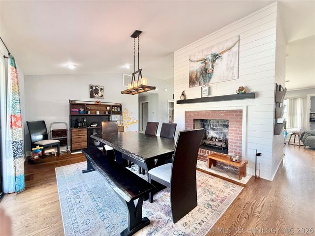 8605 S College Avenue, Tulsa, OK 74137