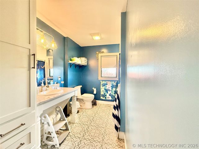 8605 S College Avenue, Tulsa, OK 74137