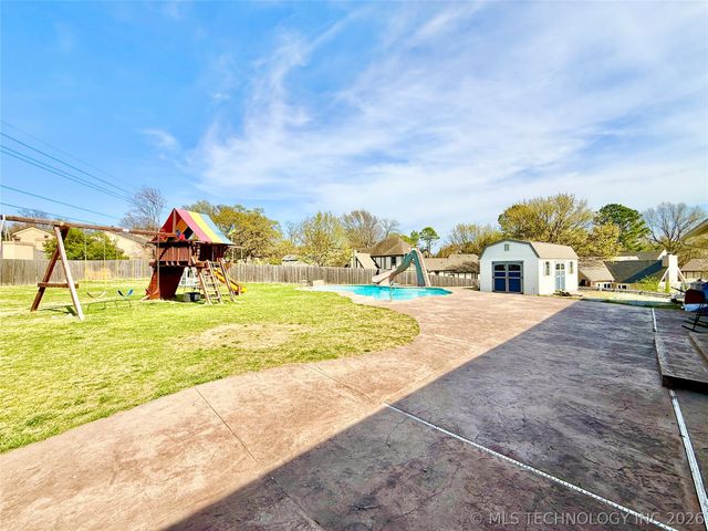 8605 S College Avenue, Tulsa, OK 74137