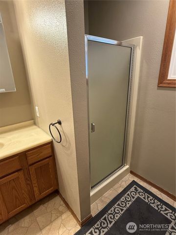 1108 Duryea, Raymond, WA 98577