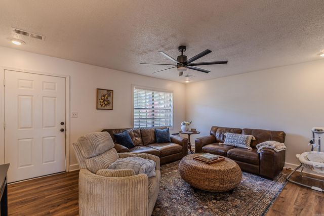 1307 Daniel Drive, Paragould, AR 72450