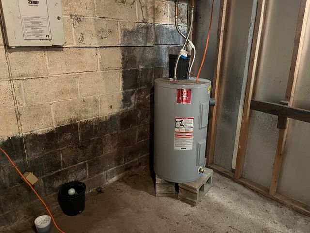 105 Grove Street, Keeseville, NY 12944