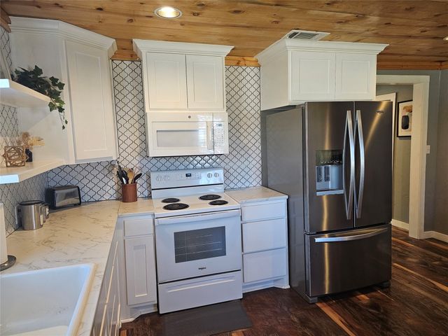 165 Elmwood Road, Whitney, TX 76692