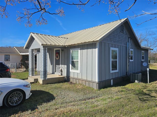 165 Elmwood Road, Whitney, TX 76692