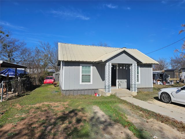 165 Elmwood Road, Whitney, TX 76692