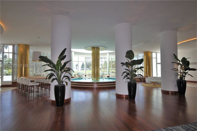 5151 Collins Ave 427, Miami Beach, FL 33140