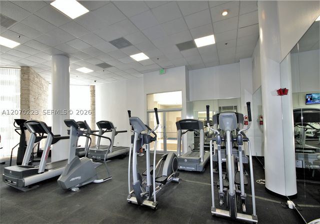 5151 Collins Ave 427, Miami Beach, FL 33140
