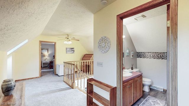 1067 Mohawk Trail SW, Hartville, OH 44632
