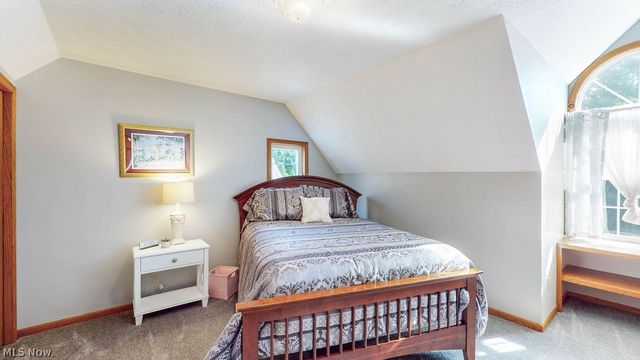 1067 Mohawk Trail SW, Hartville, OH 44632