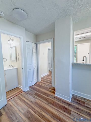 214 Carnation St, Richmond, VA 23225