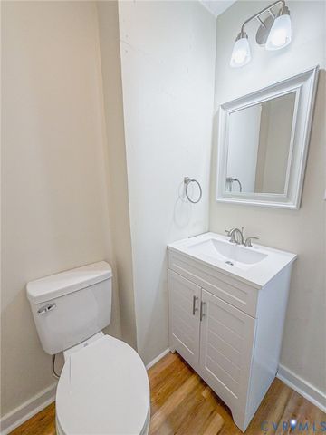 214 Carnation St, Richmond, VA 23225