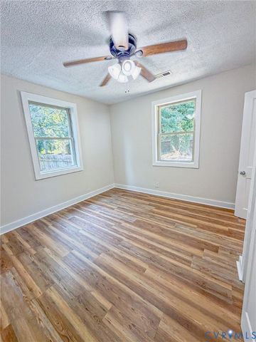 214 Carnation St, Richmond, VA 23225