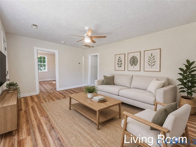 214 Carnation St, Richmond, VA 23225