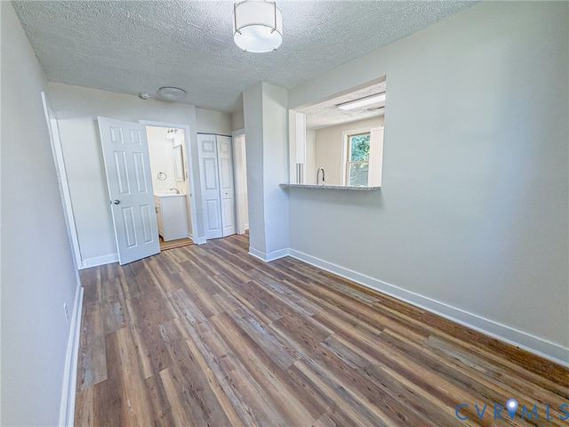 214 Carnation St, Richmond, VA 23225