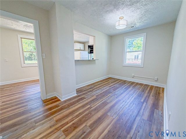 214 Carnation St, Richmond, VA 23225