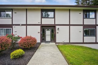10 Millholland Drive N, Fishkill, NY 12524