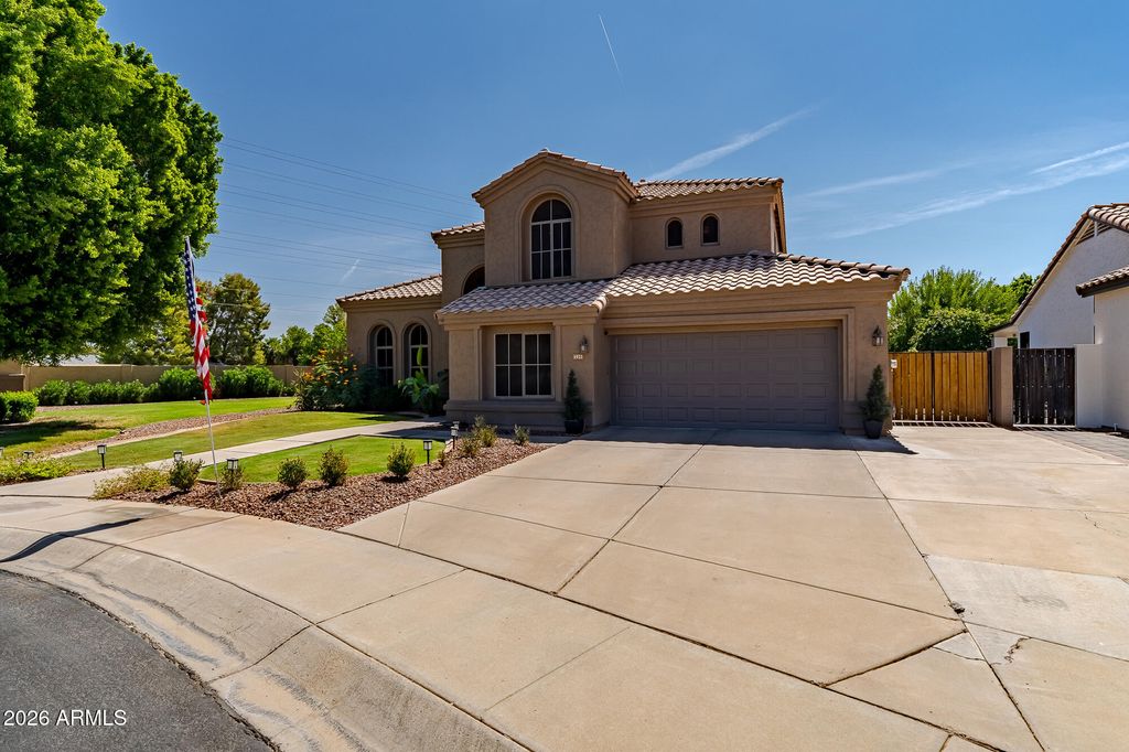1921 E HEATHER Avenue, Gilbert, AZ 85234 — photo 3