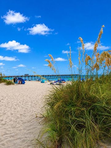 733 LAUREL AVENUE, Venice, FL 34285