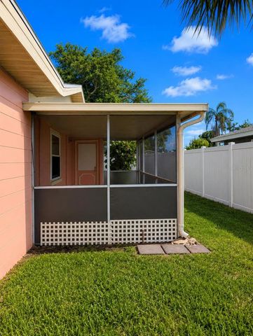 733 LAUREL AVENUE, Venice, FL 34285