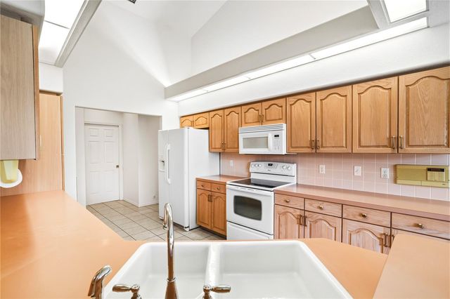 9415 ASHLEY DRIVE, Weeki Wachee, FL 34613