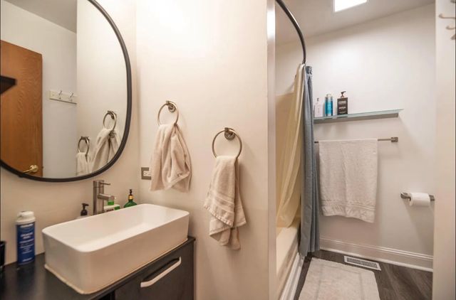 25429 W Cedar Crest Lane, Lake Villa, IL 60046