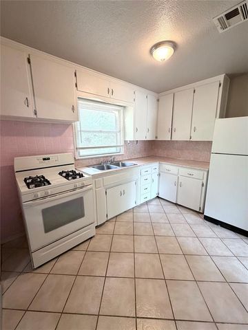 3104 N Holman Court, Midwest City, OK 73110