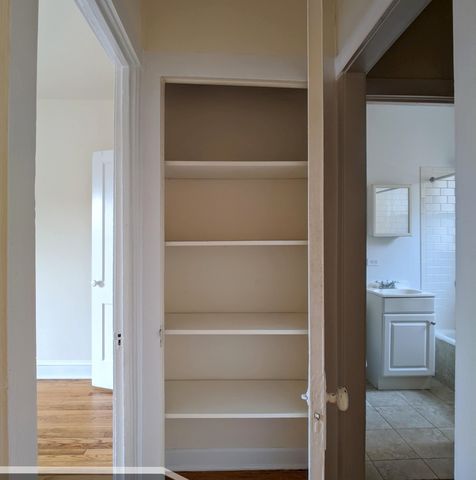 2651 N Spaulding Avenue 2E, Chicago, IL 60647
