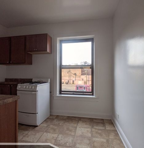 2651 N Spaulding Avenue 2E, Chicago, IL 60647