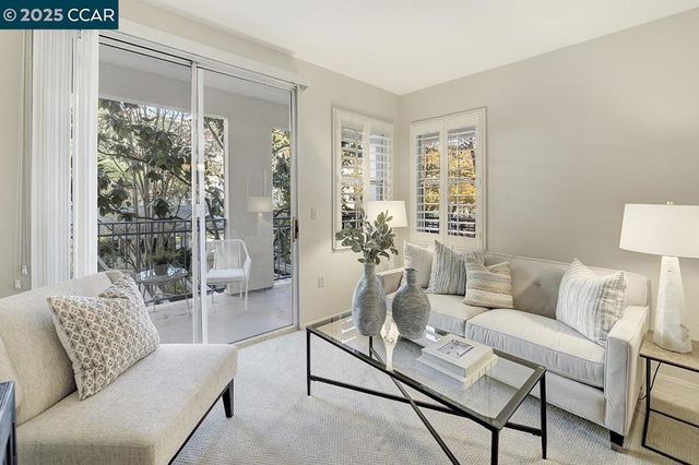 1860 Tice Creek Dr 1239, Walnut Creek, CA 94595