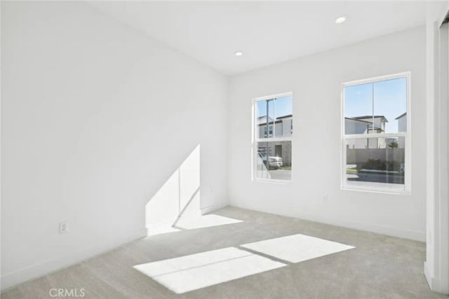 151 Paddlewheel, Lake Forest, CA 92630