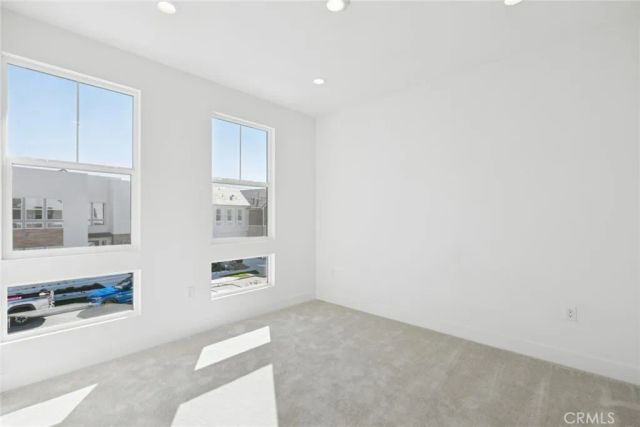 151 Paddlewheel, Lake Forest, CA 92630