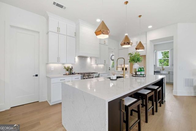 4510 Hawthorn Circle, Alpharetta, GA 30022