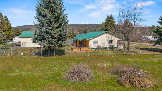 10832 Morgan Way, Keno, OR 97627