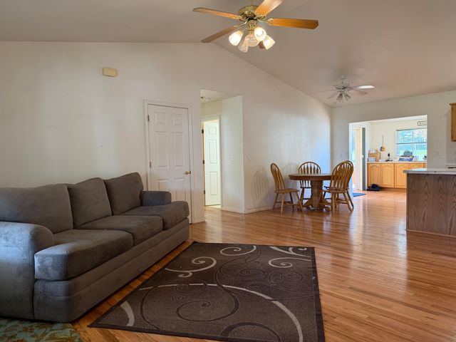 10832 Morgan Way, Keno, OR 97627