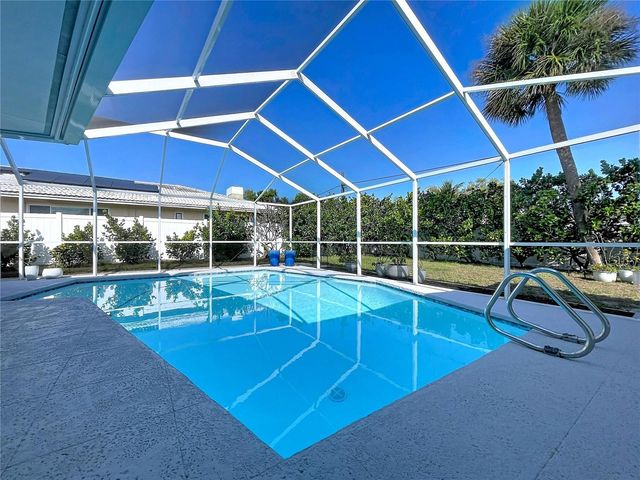 13879 KIMBERLY DRIVE, Largo, FL 33774