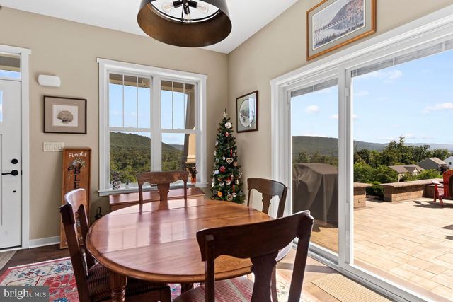 100 STONE ARCH DR, Marysville, PA 17053