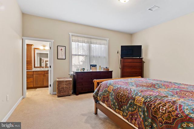 100 STONE ARCH DR, Marysville, PA 17053