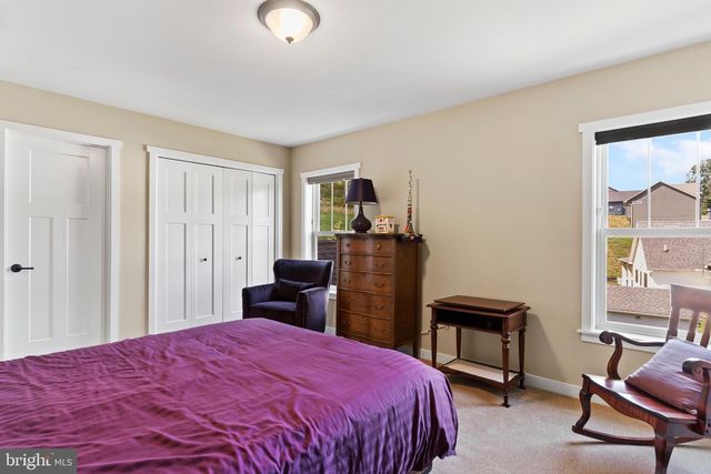 100 STONE ARCH DR, Marysville, PA 17053