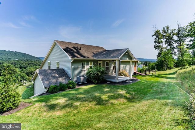 100 STONE ARCH DR, Marysville, PA 17053