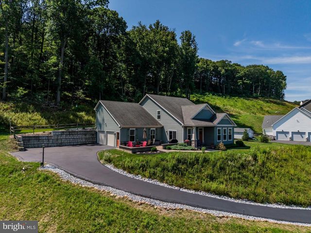 100 STONE ARCH DR, Marysville, PA 17053