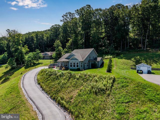 100 STONE ARCH DR, Marysville, PA 17053