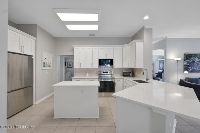 1004 FLORA PARKE Drive, St. Johns, FL 32259