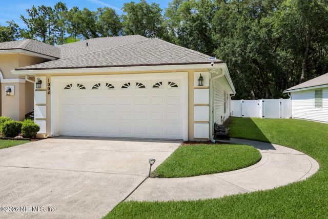 1004 FLORA PARKE Drive, St. Johns, FL 32259