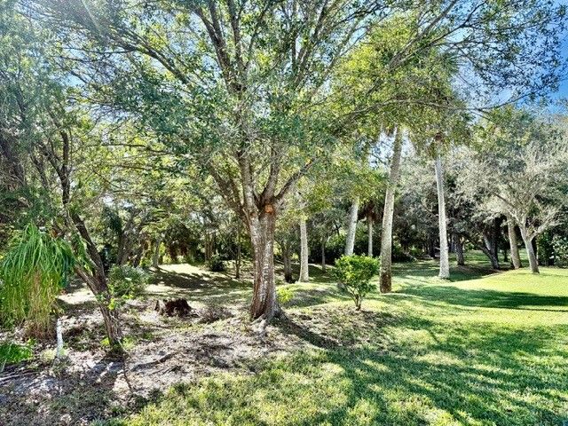 5475 E 1st Square SW, Vero Beach, FL 32968