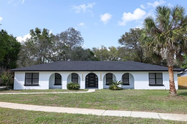 302 TIMBERCOVE CIRCLE, Longwood, FL 32779